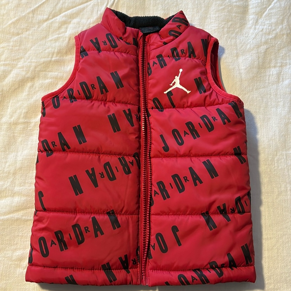 Jordan vest